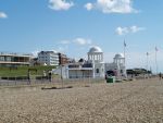 Strand von Bexhill mit dem “The De La Warr Pavilion”